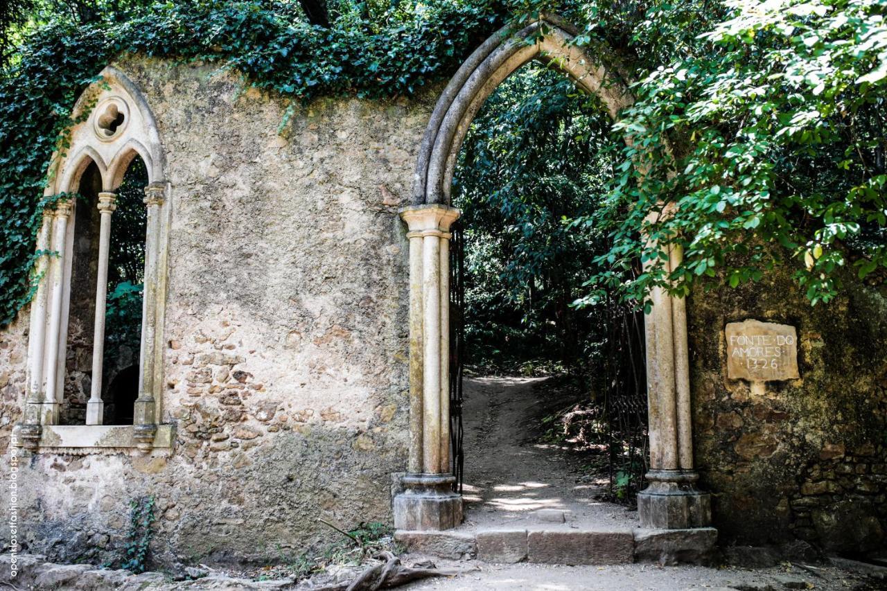 Hotel Quinta das Lagrimas - Small Luxury Hotels Coimbra Esterno foto Entrance to the cemetery